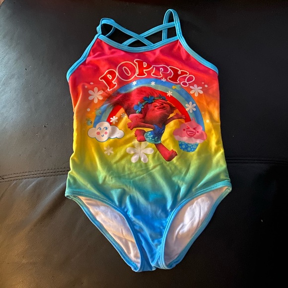 Super Cute Girls Dreamworks TROLLS Bathing Suit Size 6/6X - Picture 1 of 1